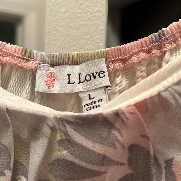 L Love Floral Romper - Picture 3 of 7